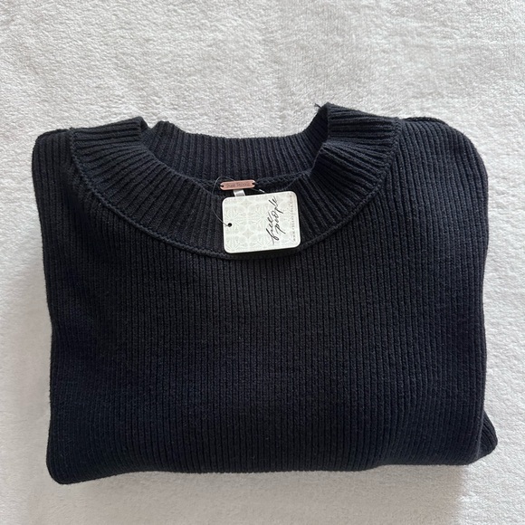 Free People Easy Street Crop Pullover | Black | M Medium | NWT | Fall Boho - Picture 5 of 9